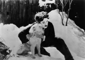 Charles Chaplin mit Spitz in dem Film "Goldrausch" von 1925
